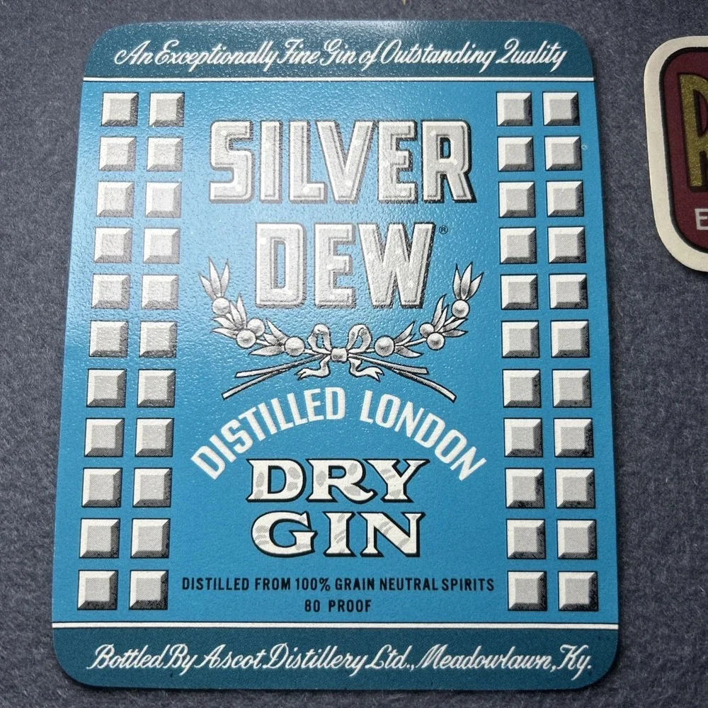 Vintage Lot of 7 Gin Alcohol Beverage Labels Collectible Bottle Labels‎
